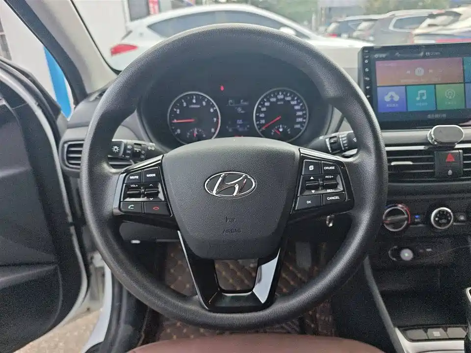 Hyundai Yuedong
