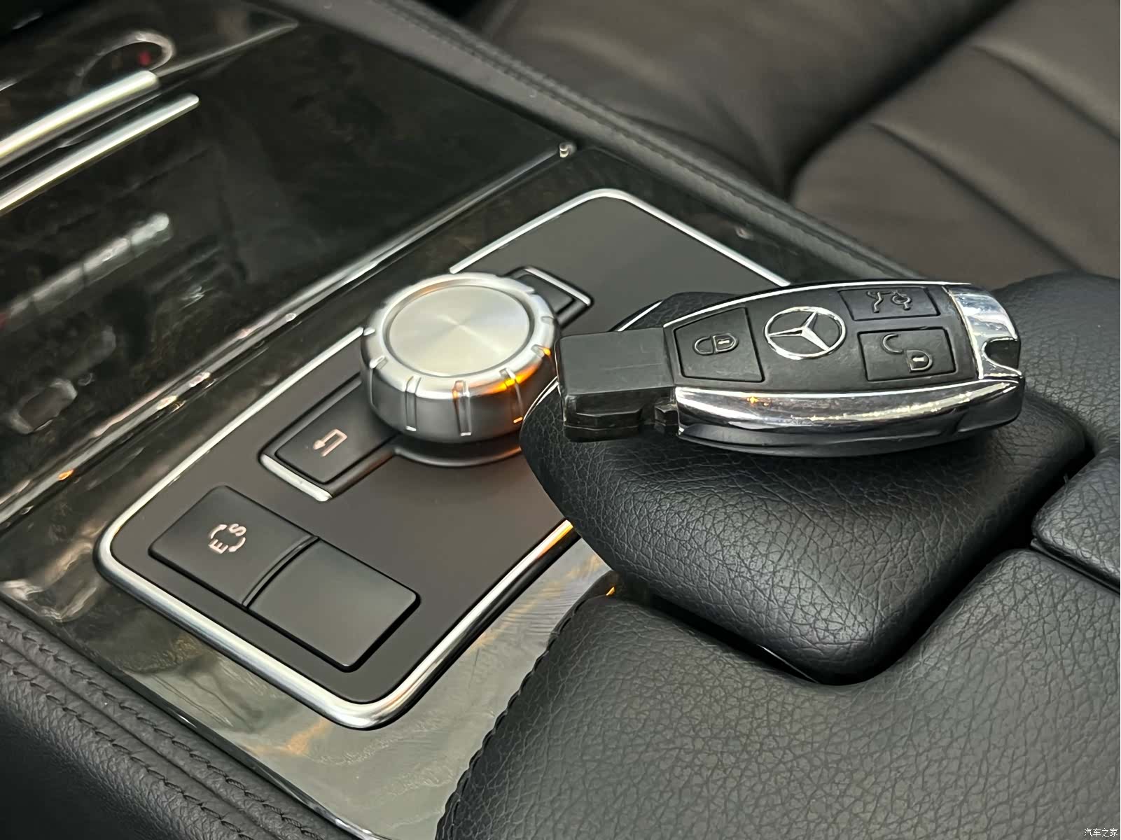 Mercedes-Benz CLS, 2014 34