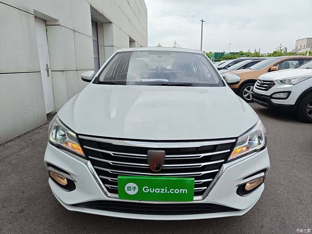 Roewe i5, 2019 3