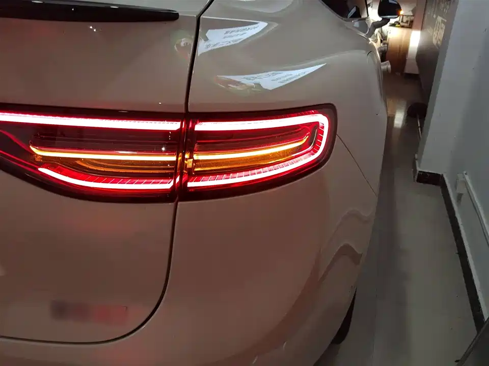 HarmonyOS Wisdom World R7