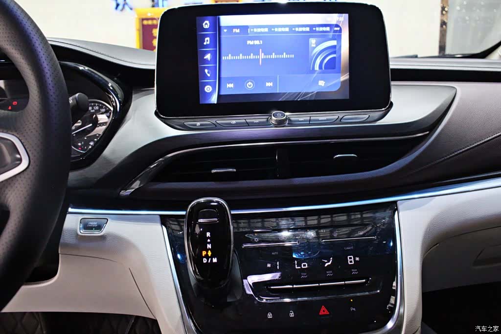 Buick GL8, 2020 7