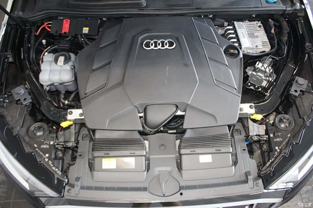 Audi Q7, 2023 16