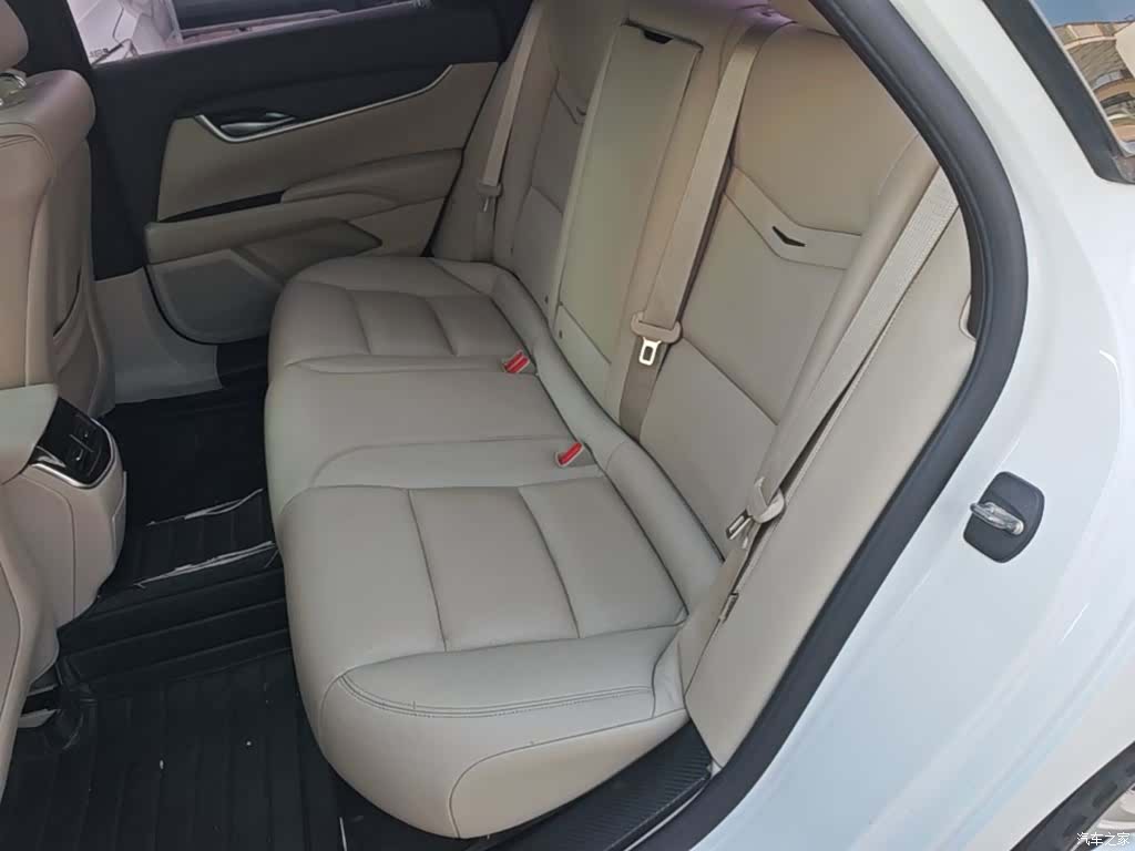 Cadillac XTS, 2017 17