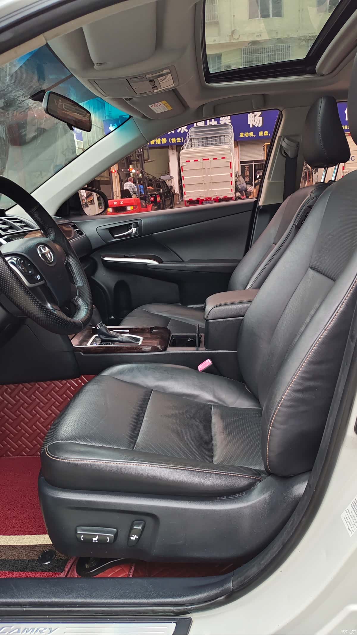 Toyota Camry, 2017 11