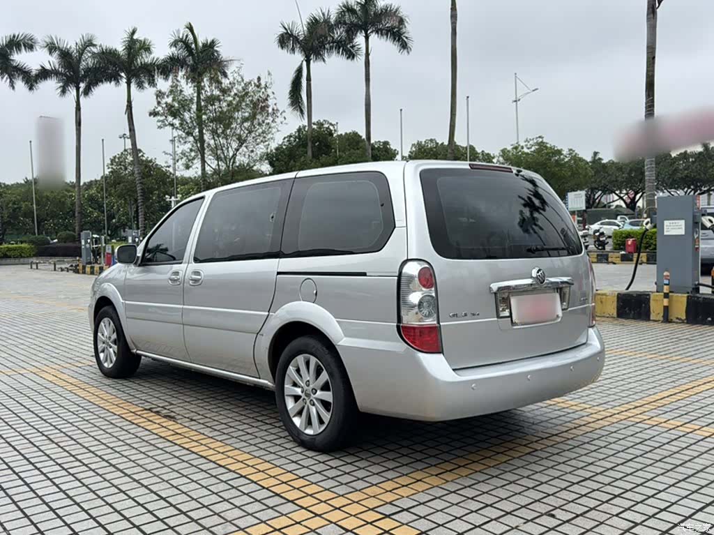 Buick GL8, 2016 23