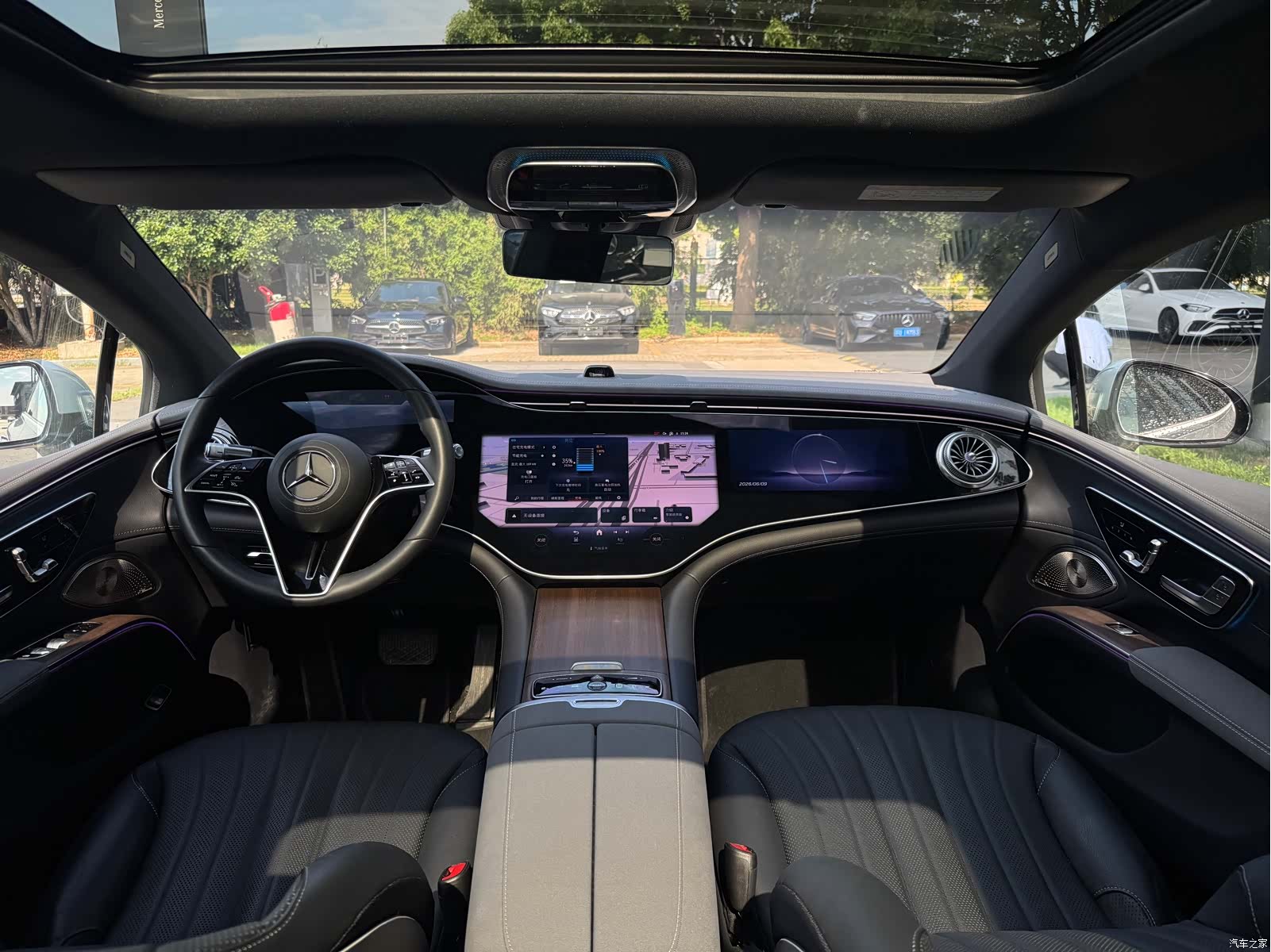 Mercedes-Benz EQS, 2024 10