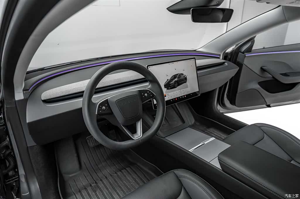 Tesla Model 3, 2025 12