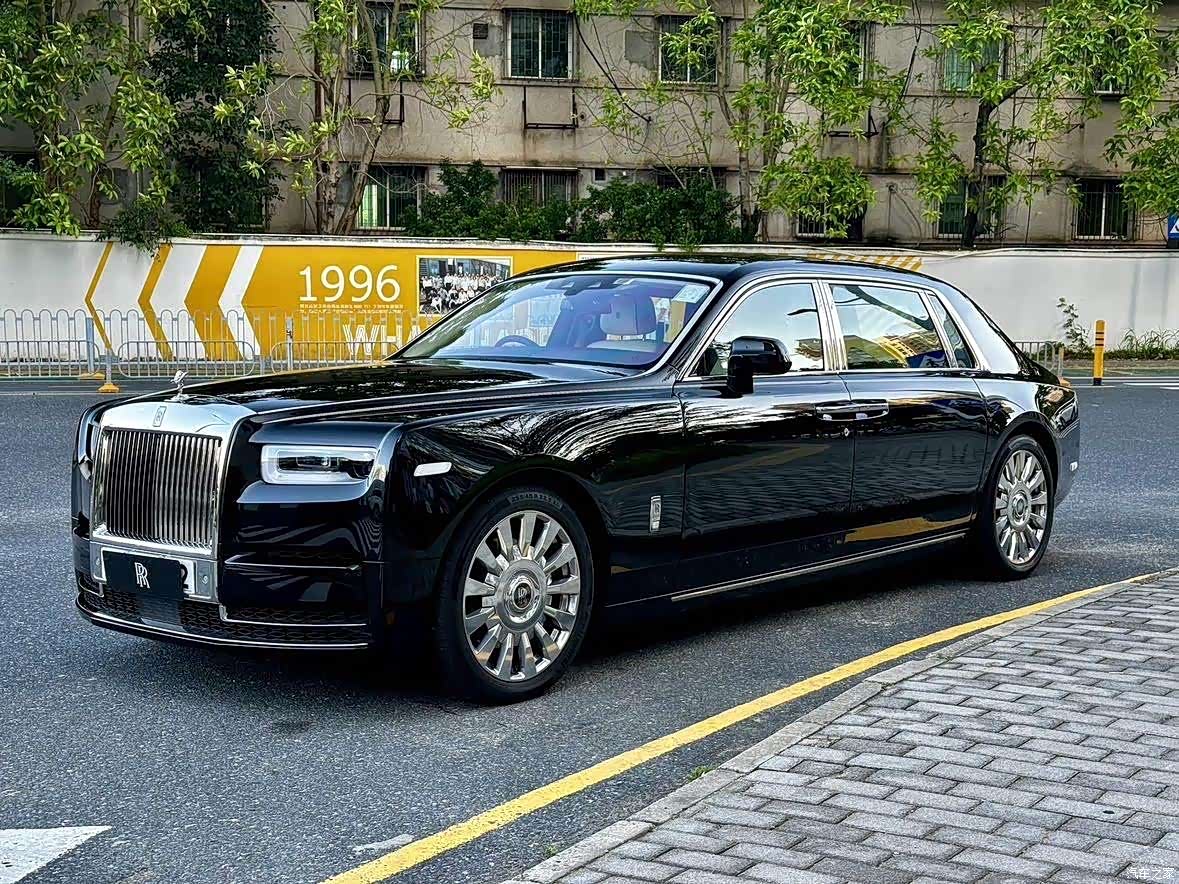 Rolls-Royce Phantom