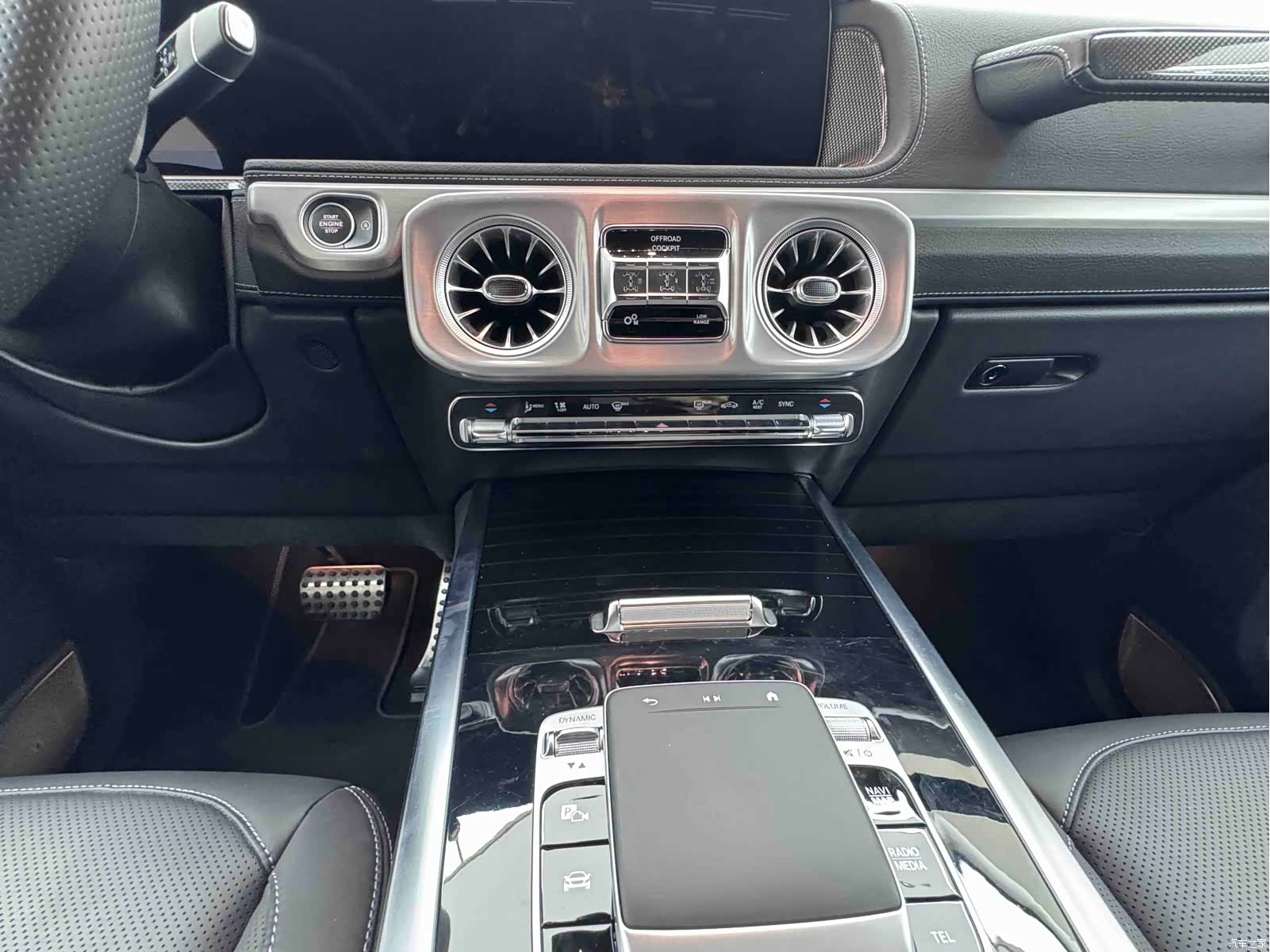Mercedes-Benz G-Class, 2026 23