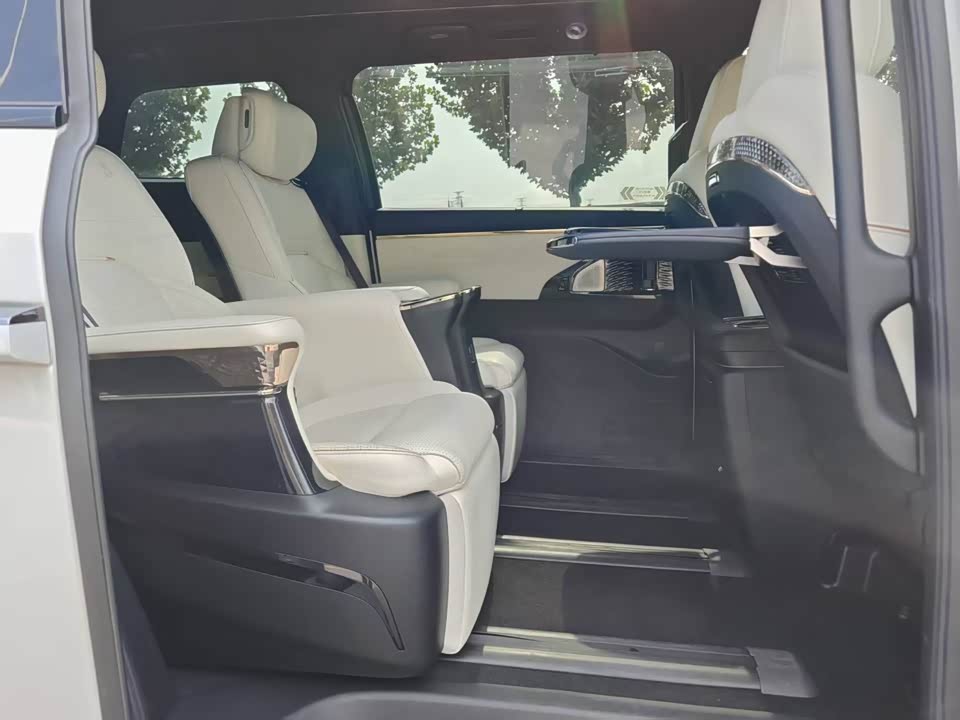 Trumpchi Trumpchi M8