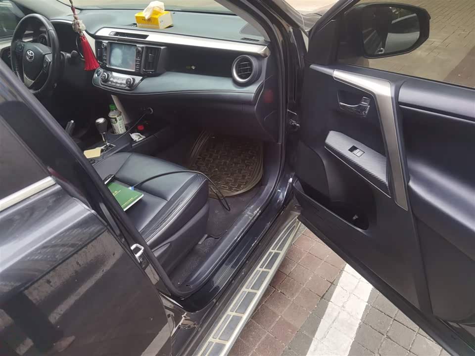 Toyota RAV4 Rongfang