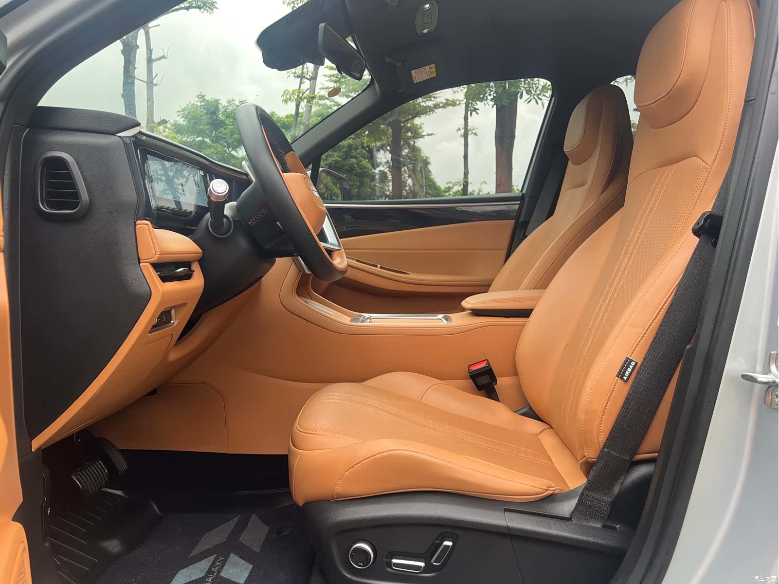 Geely Galaxy L7, 2025 8