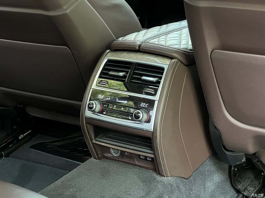 BMW 7 Series, 2021 25