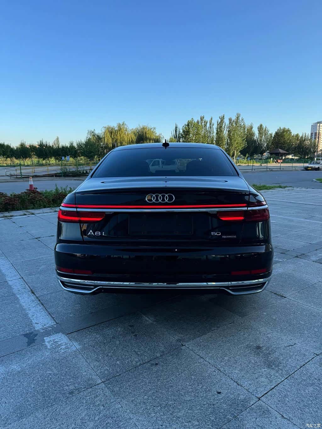 Audi A8L, 2021 4