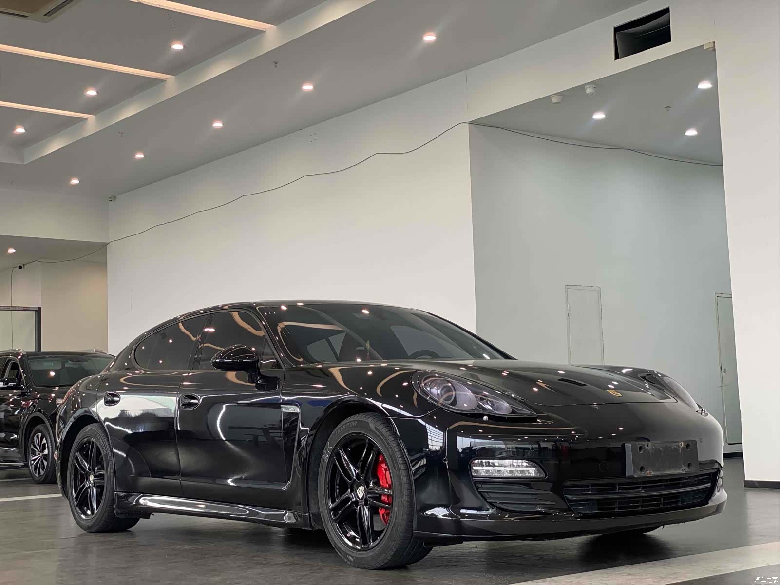 Porsche Panamera, 2011 3