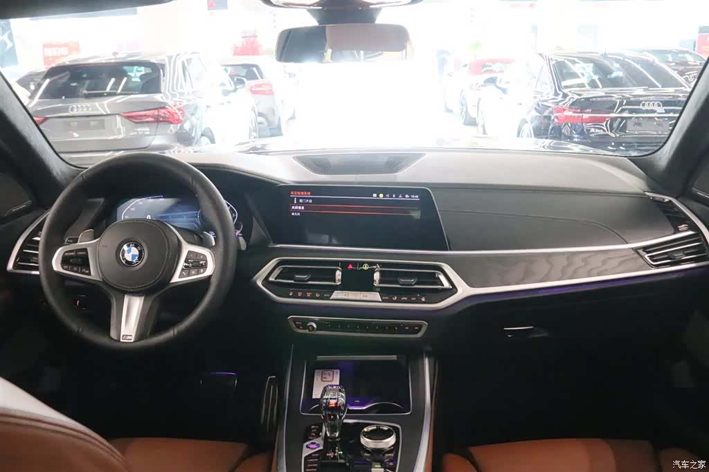 BMW X7, 2022 все фото