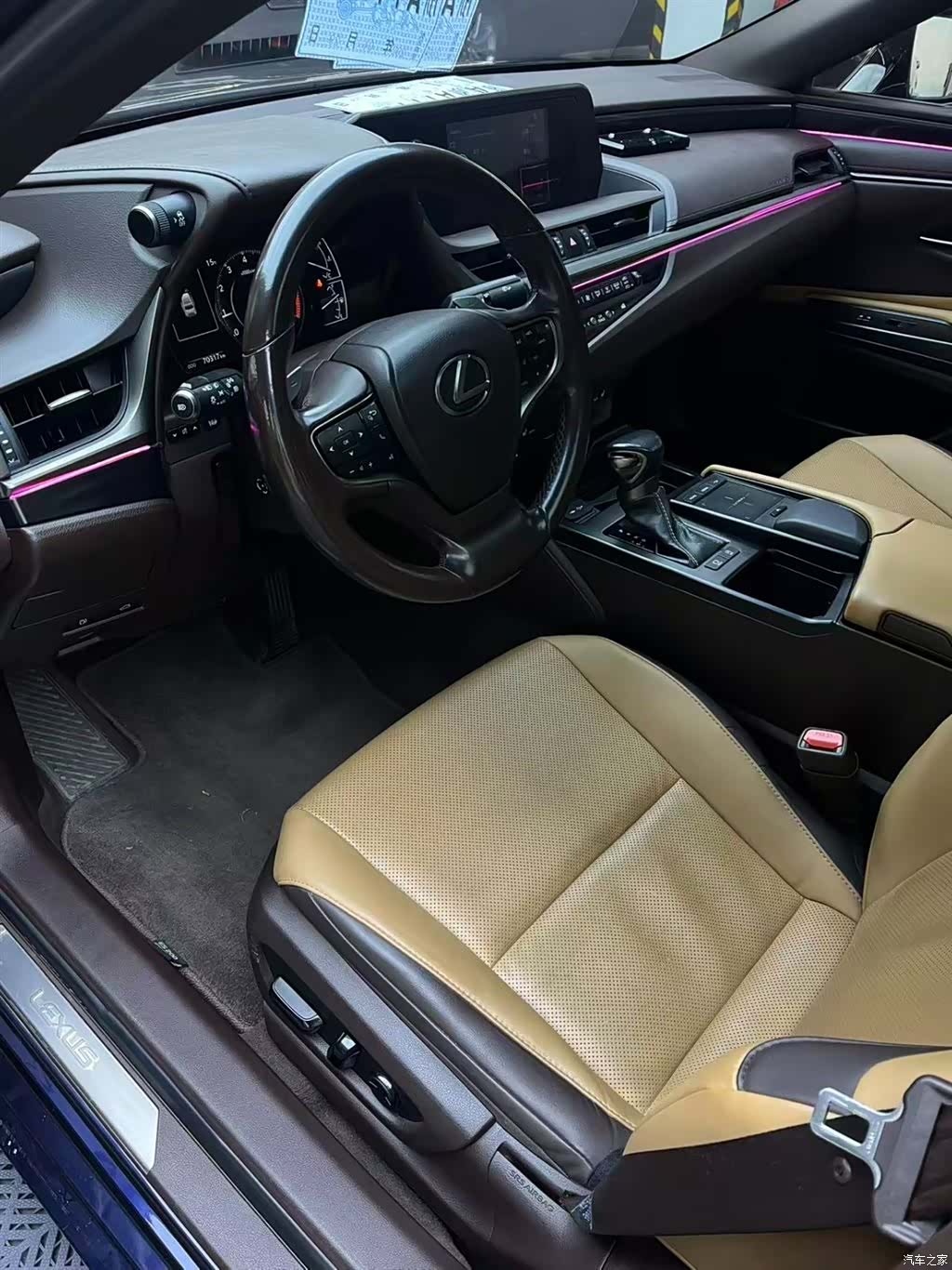 Lexus ES, 2019 6