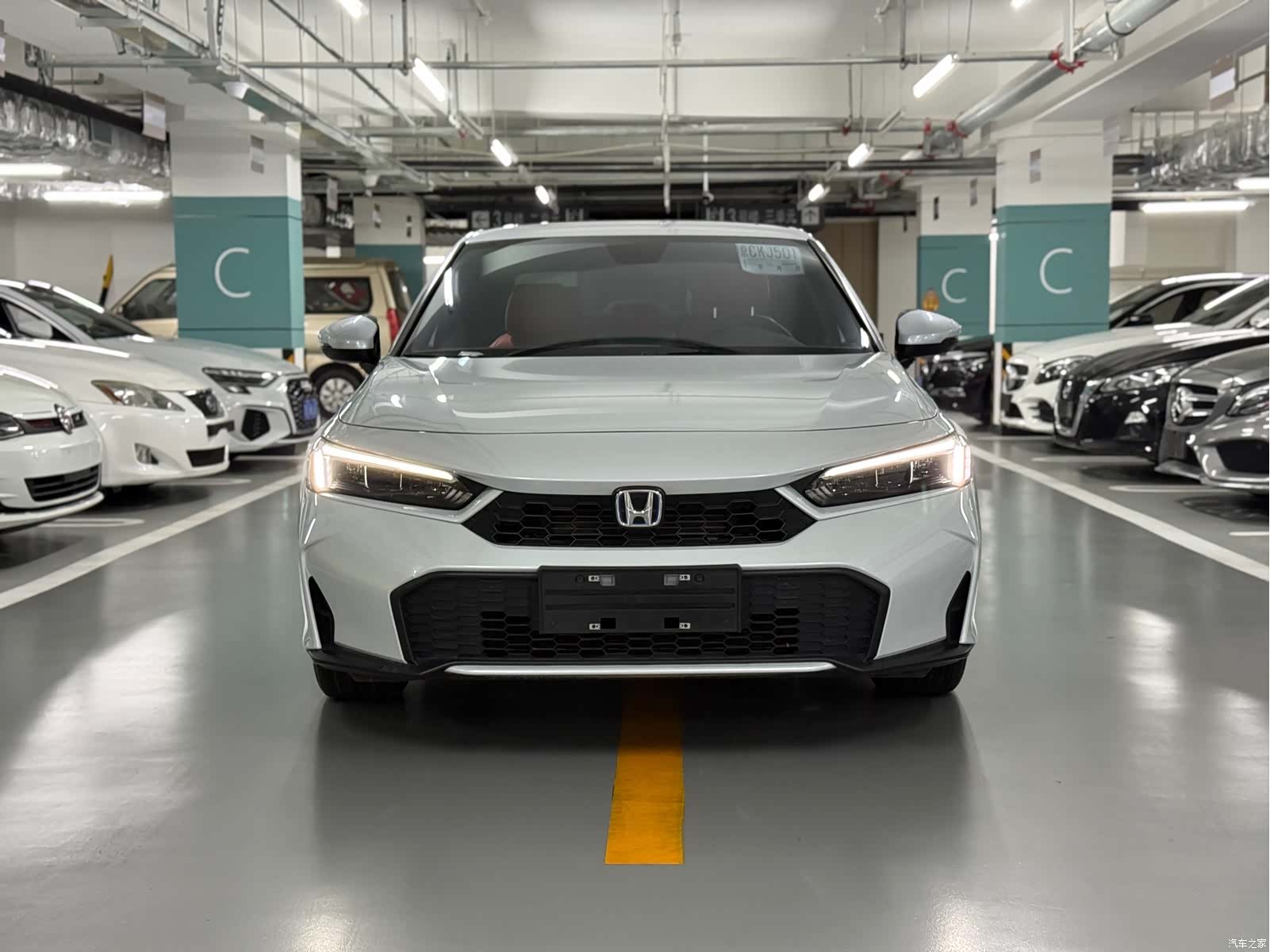 Honda Civic, 2025 1