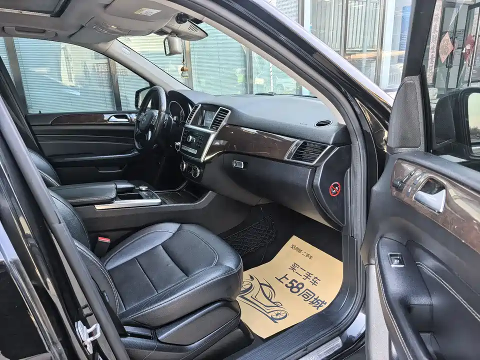 Mercedes-Benz M class