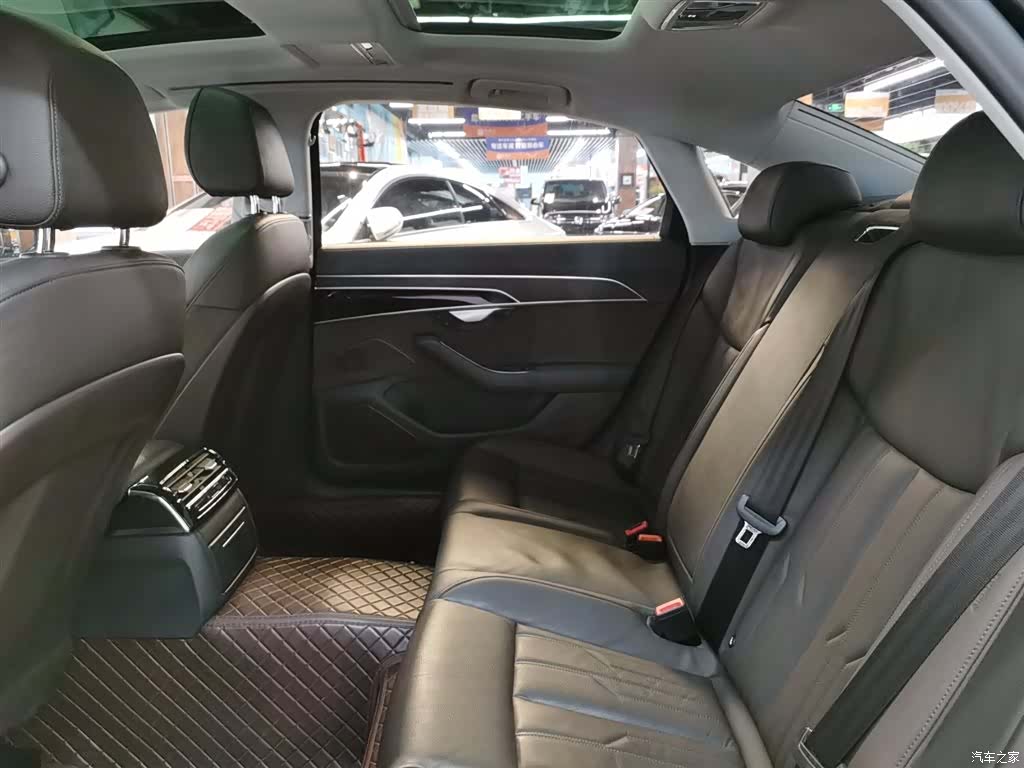 Audi A8L, 2018 6