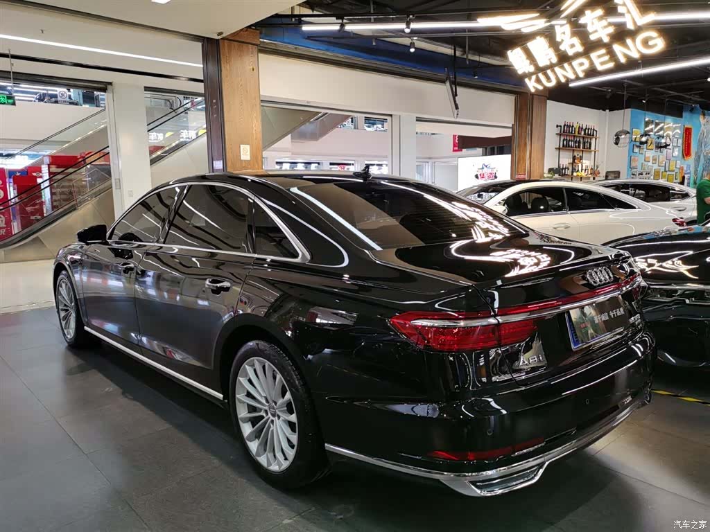 Audi A8L, 2018 3