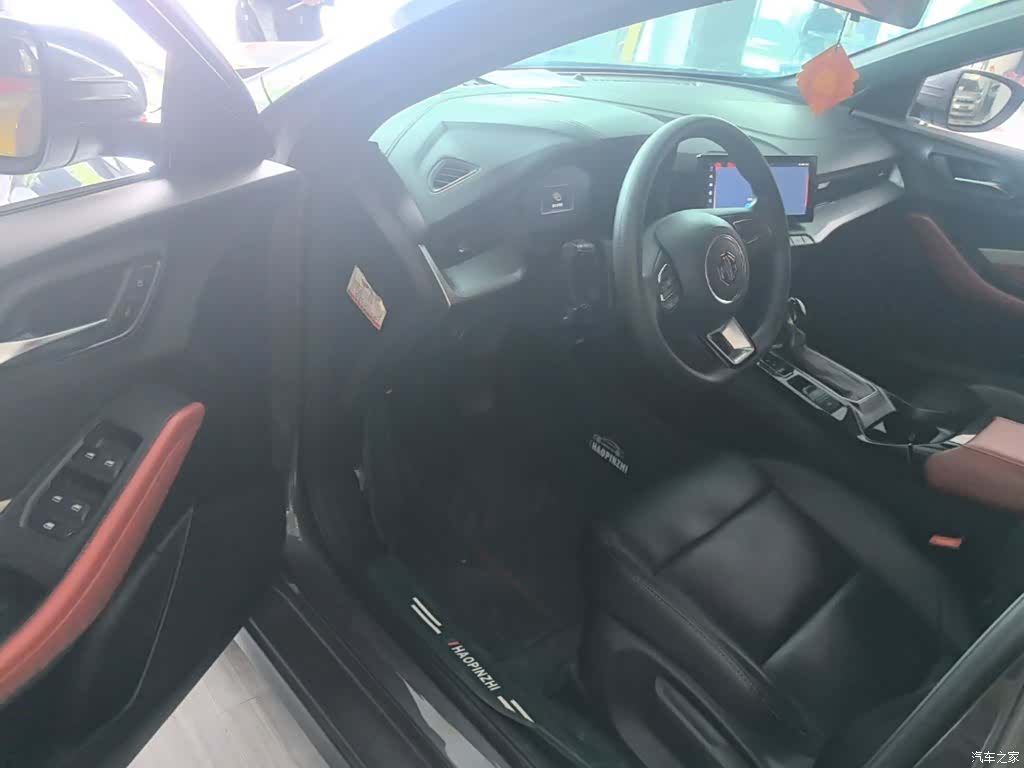 MG MG5, 2023 12