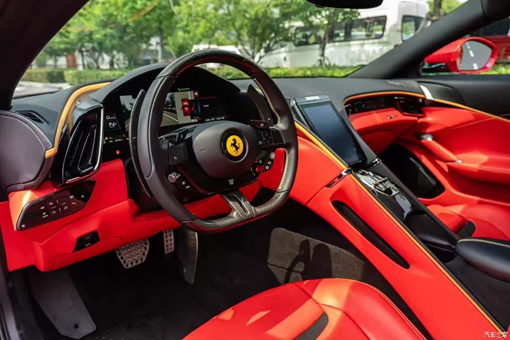 Ferrari Roma, 2021 4