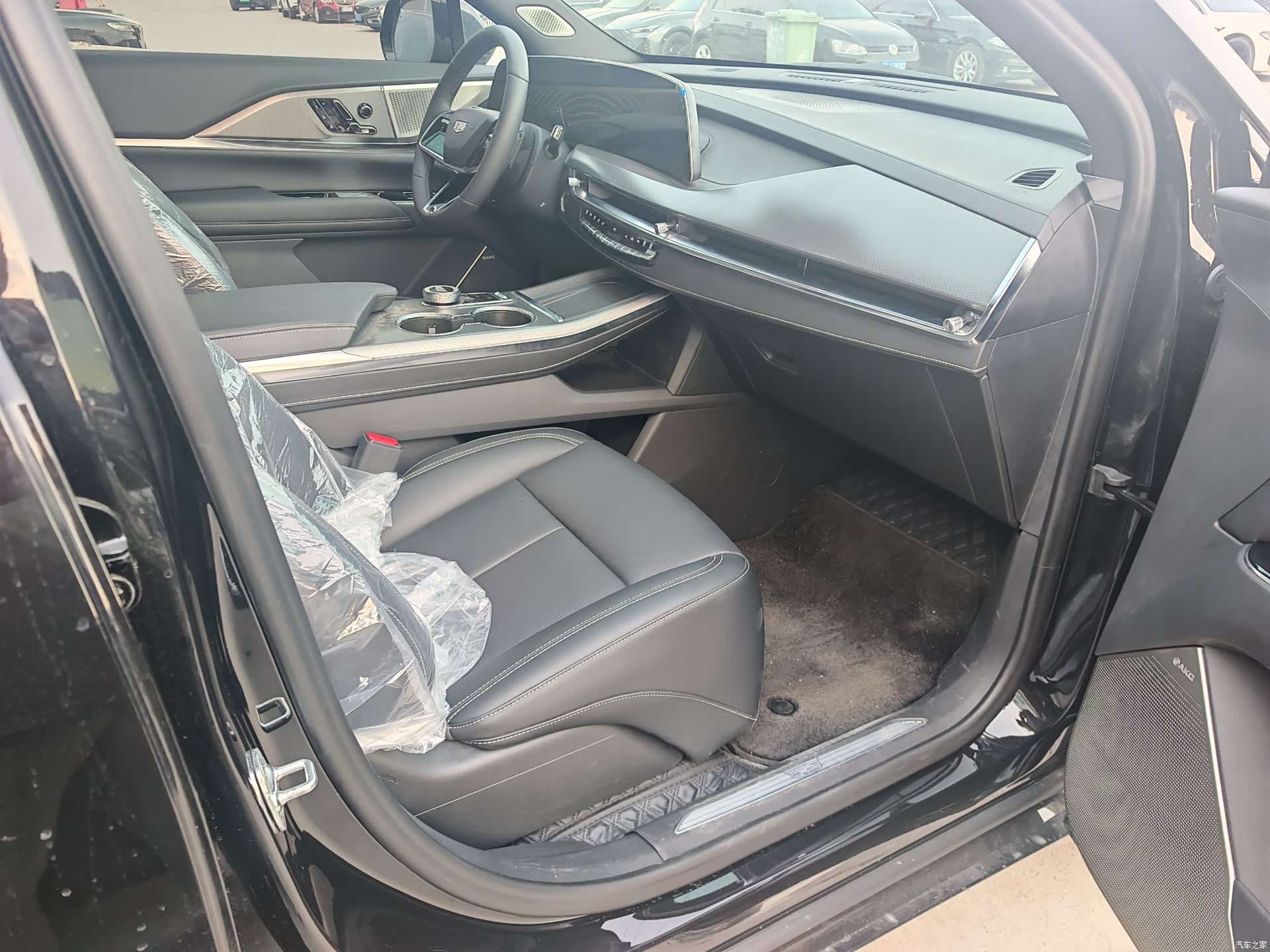 Cadillac XT5, 2026 8