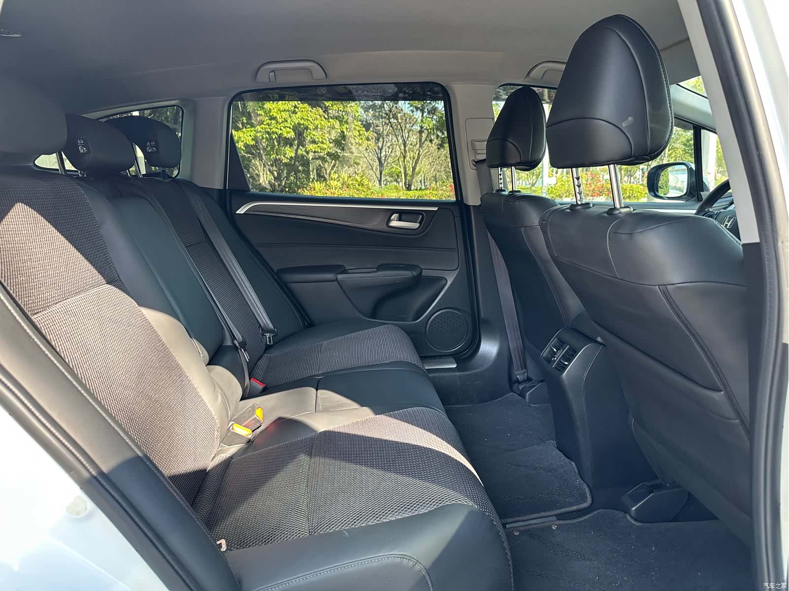 Honda Jade, 2014 22