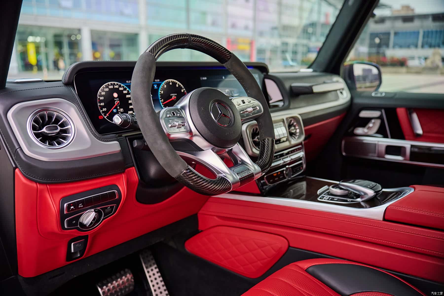 Mercedes-Benz G-Class, 2019 11