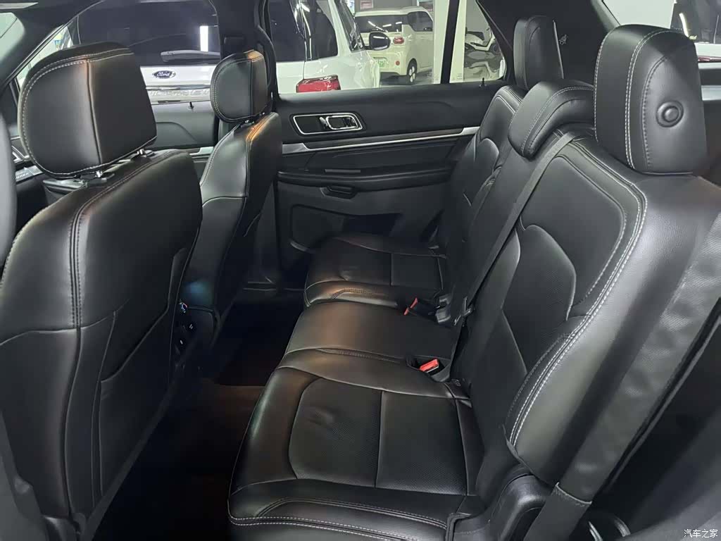 Ford Explorer, 2017 13