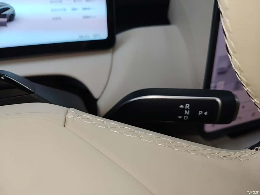 NIO ET5, 2026 10