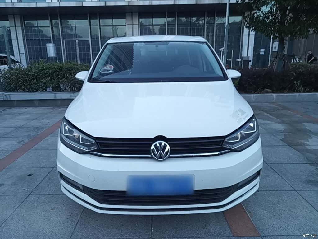 Volkswagen L, 2017 3