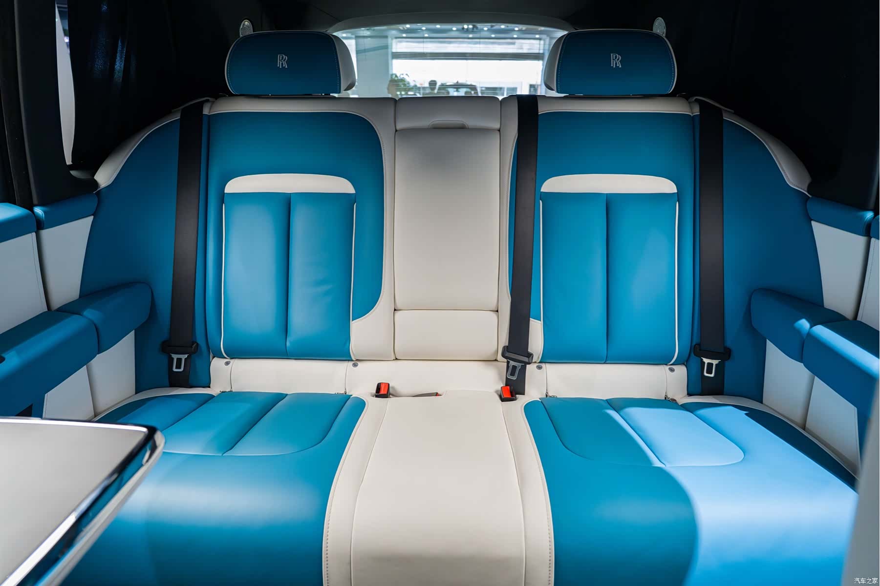 Rolls-Royce Cullinan, 2022 8