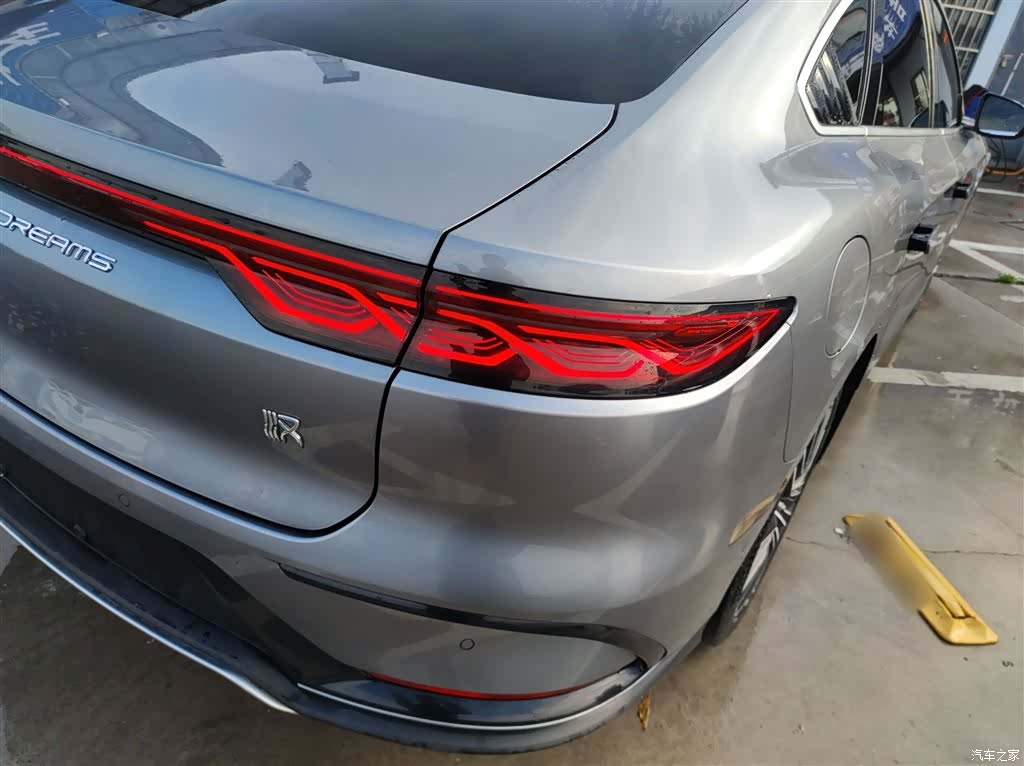 BYD Han, 2022 24