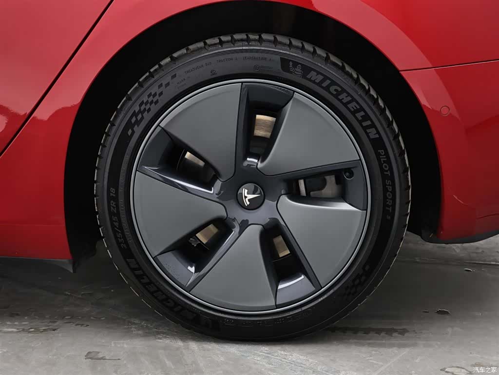 Tesla Model 3, 2021 12