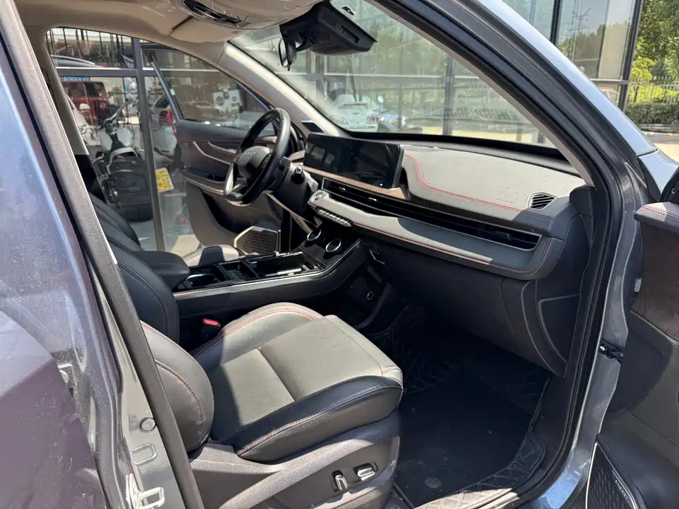 Exeed Chasing the wind