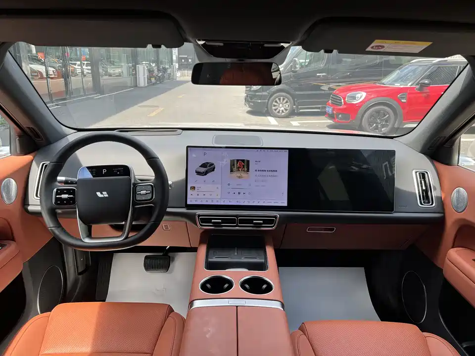 Li Auto Ideal L6