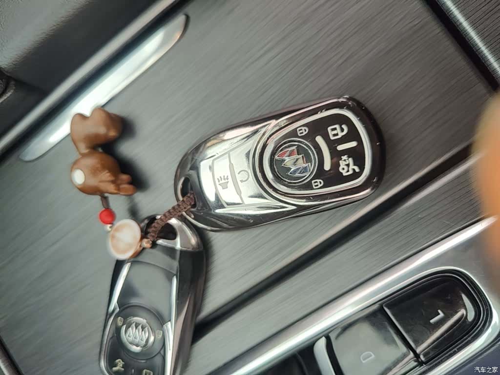 Buick Enclave, 2021 9