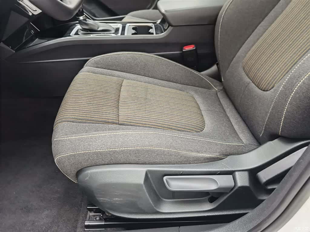 Bestune B70, 2024 20