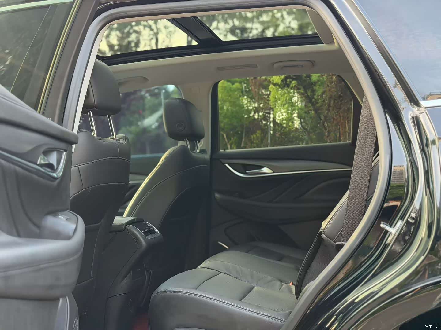 Buick Enclave, 2021 6