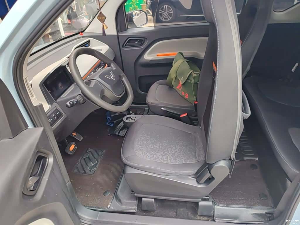 Wuling MINIEV, 2022 15