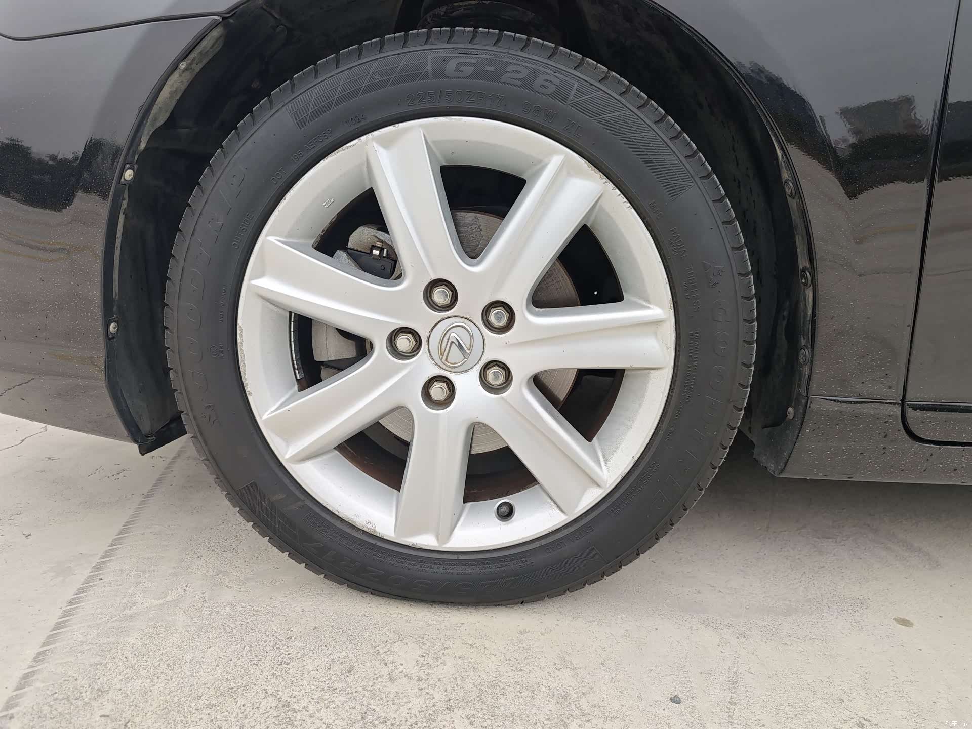 Lexus ES, 2009 25