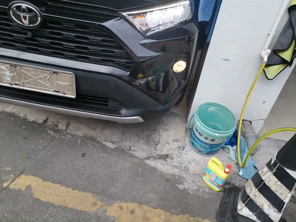 Toyota RAV4 Rongfang