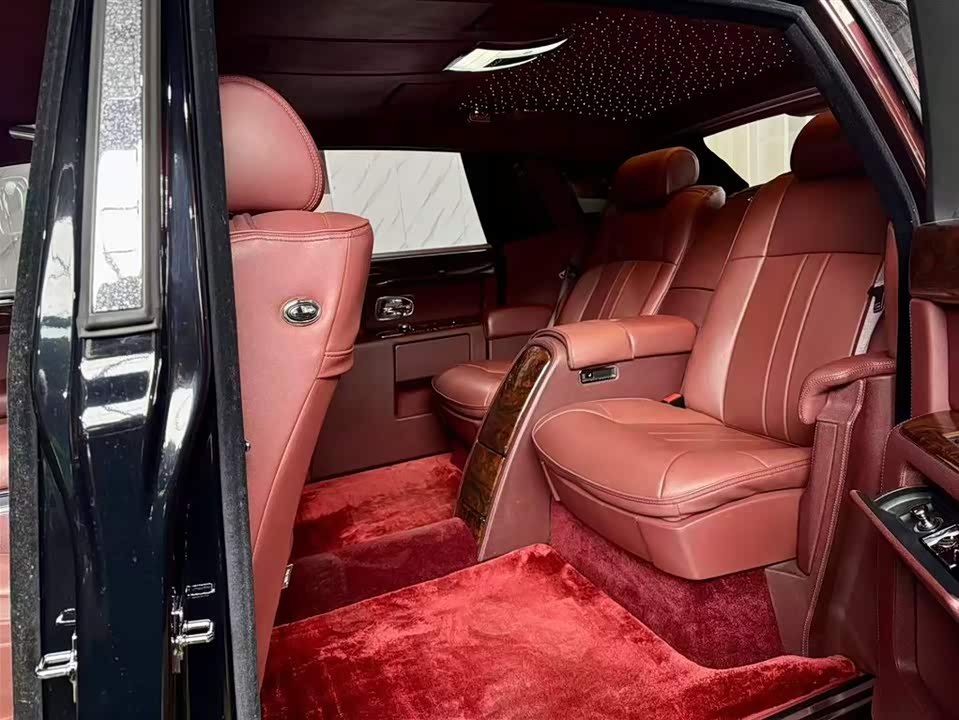 Rolls-Royce Phantom