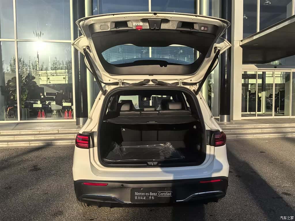 Mercedes-Benz EQB, 2025 7