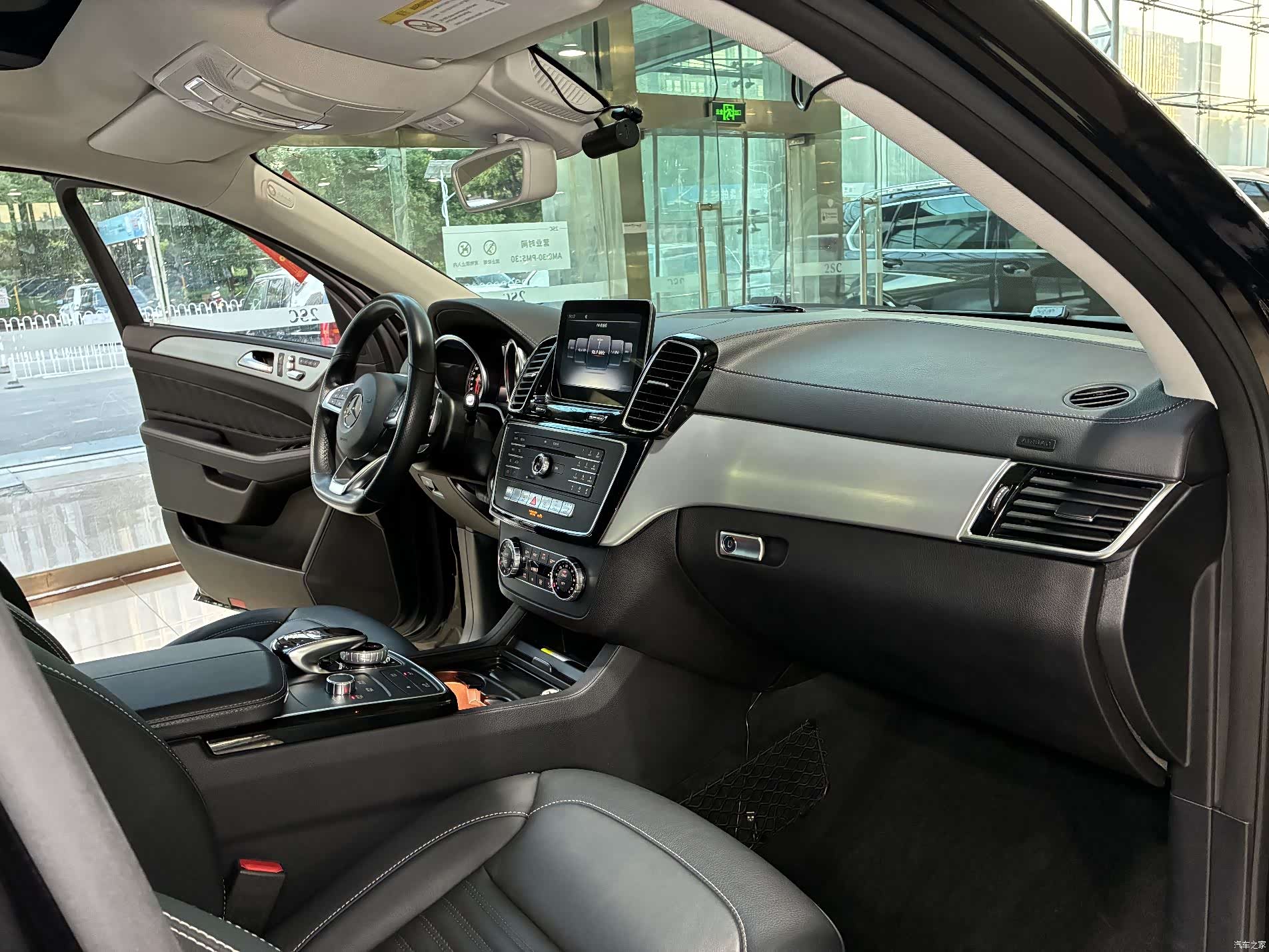 Mercedes-Benz GLE, 2017 17