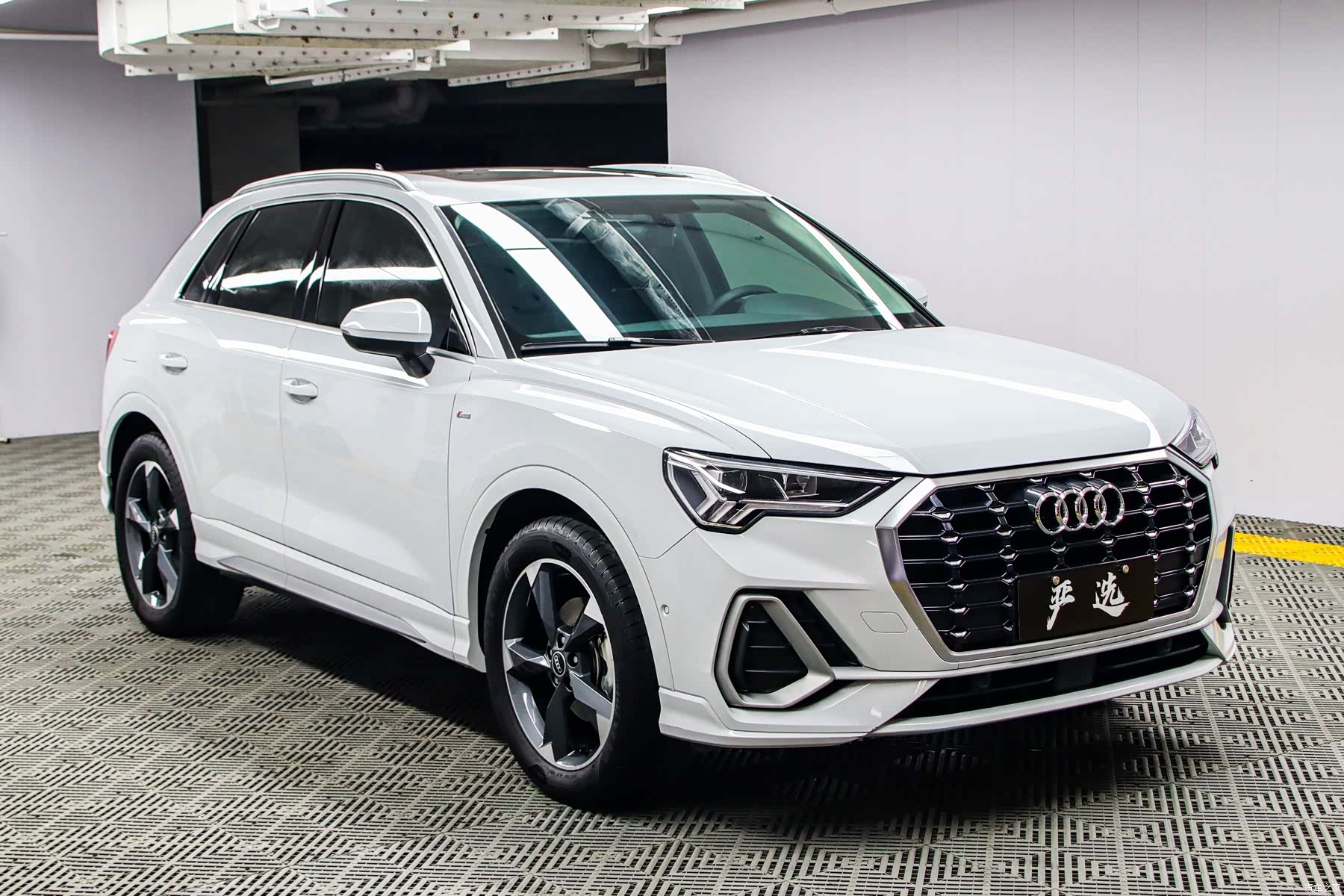 Audi Q3, 2022 3