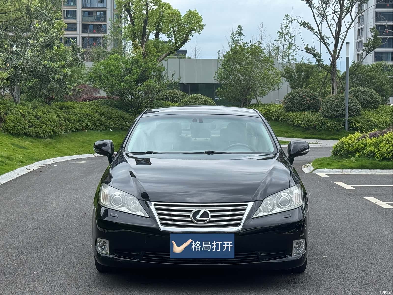 Lexus ES, 2010 1