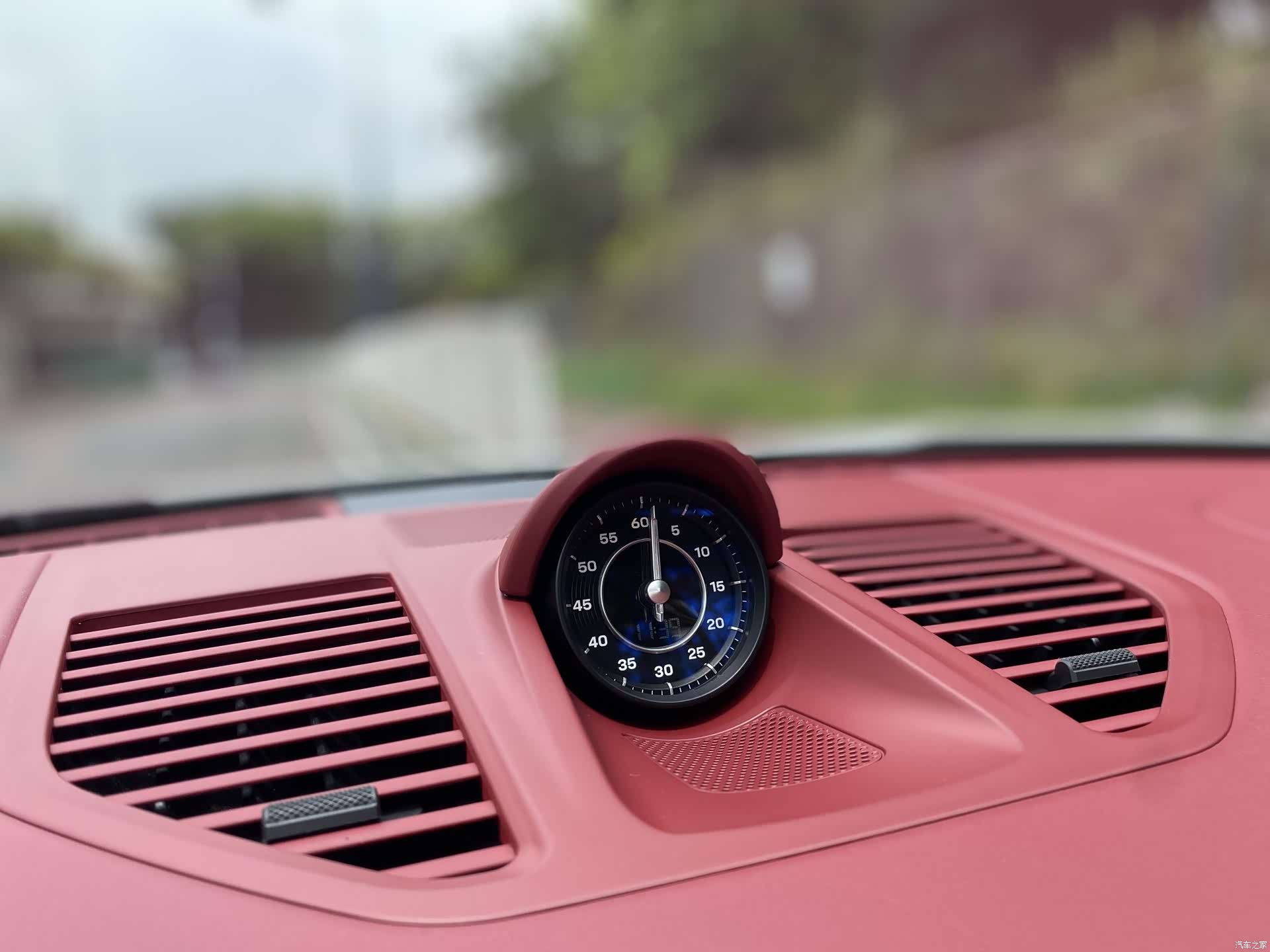 Porsche 911, 2023 21